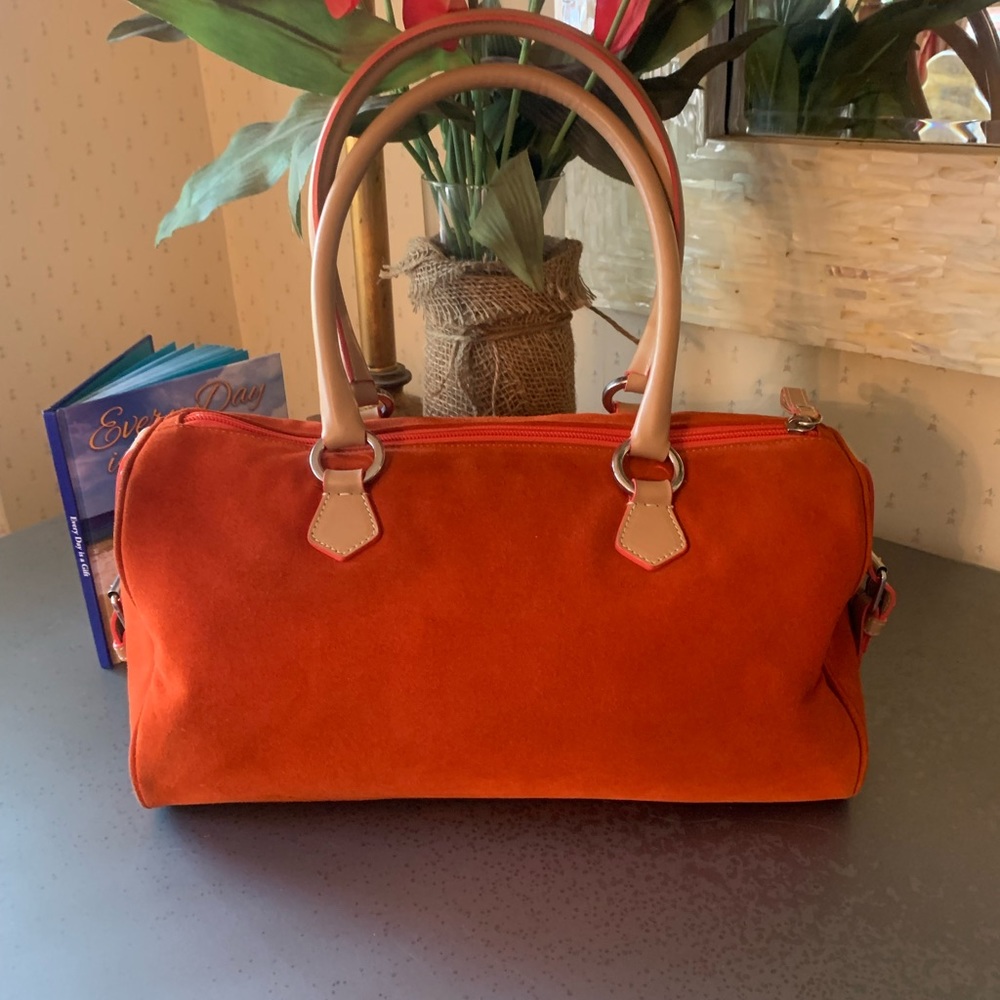 FRANKLIN COVEY, Orange COW SUADE Handbag, zip closure, 8 inch handle drop. Clean - Picture 2 of 8